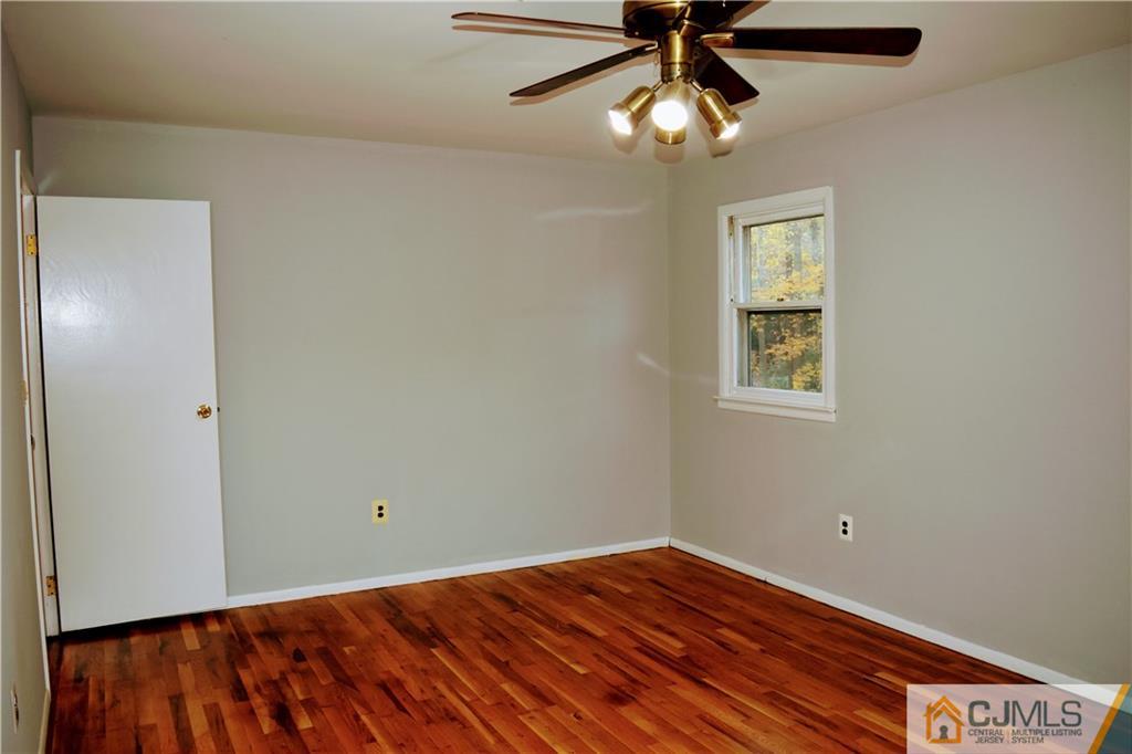 135 Fresh Ponds Road Monroe Township, NJ 08831 - Photo 12 of 20 Gallery Image 12