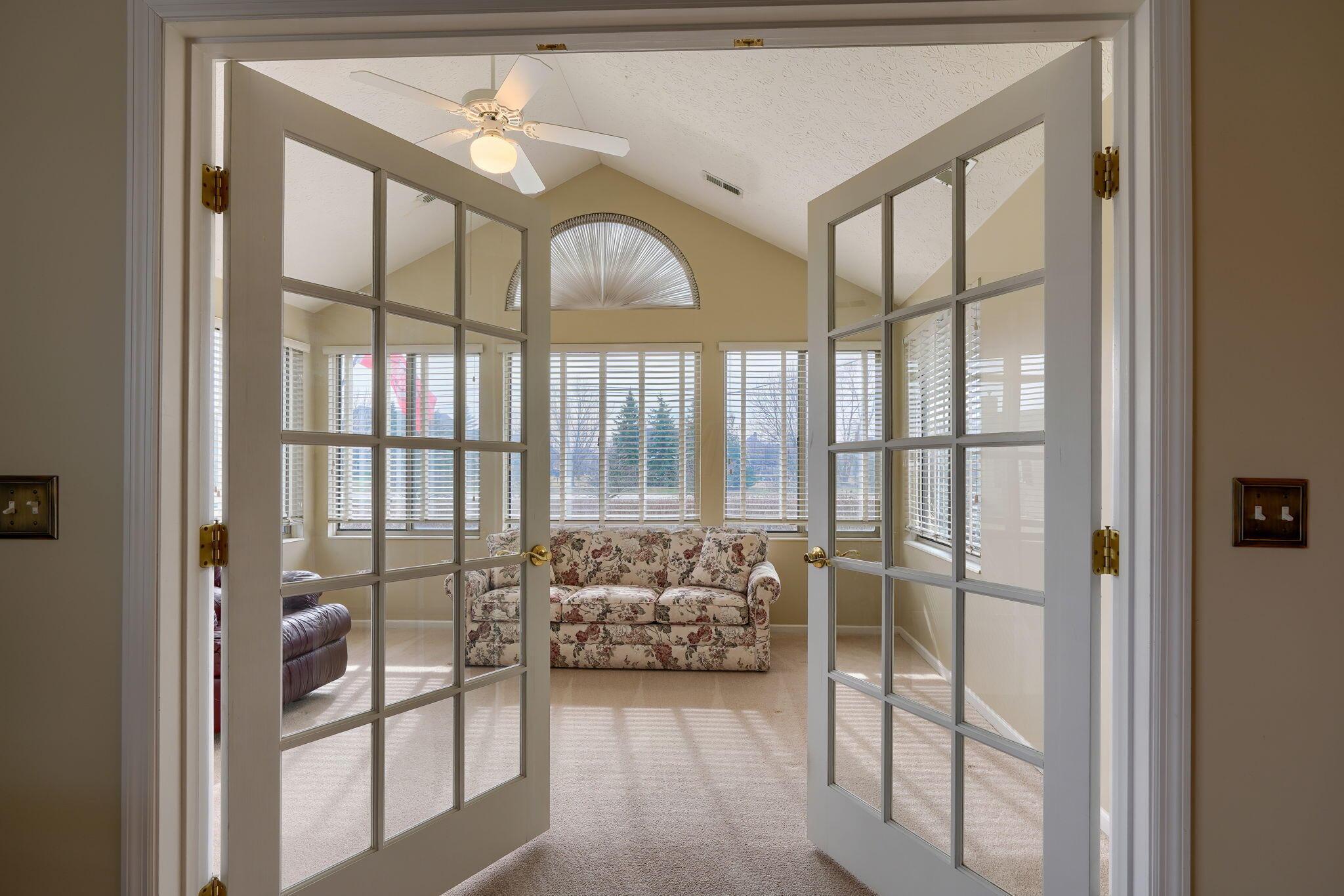 3725 Stoneway Point Powell, OH 43065 - Photo 13 of 54 3725 Stoneway Pt (40)