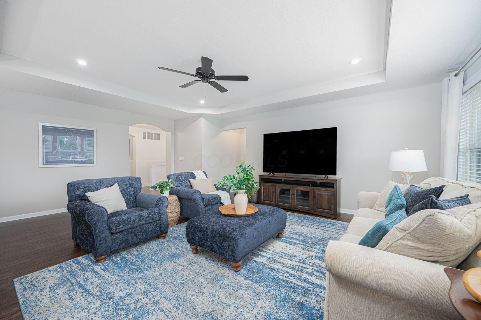 472 Randall Road Delaware, OH 43015 - Photo 13 of 57 Living Room
