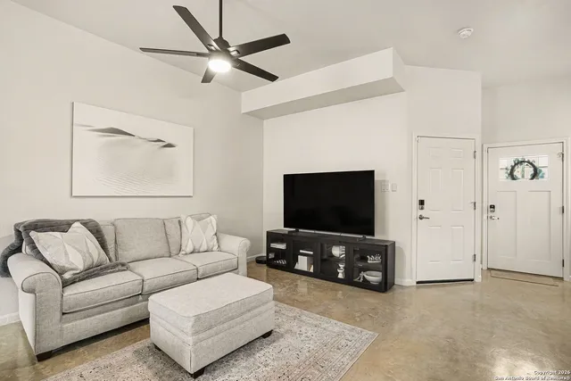 $360,000 | 1002 Morningside Drive, Unit 1, Terrell Hills, TX 78209