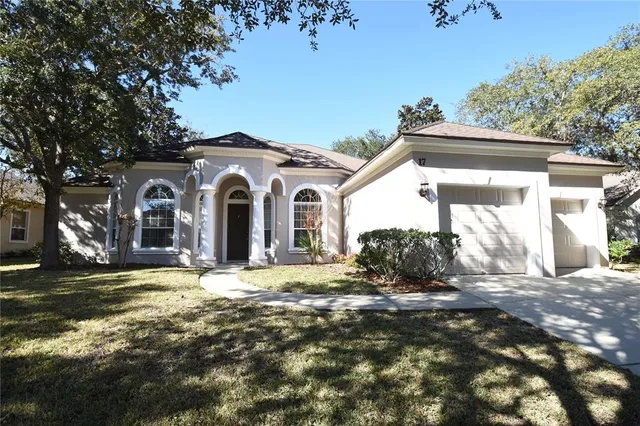 $2,900 | 17 North Village Drive, Palm Coast, FL 32137