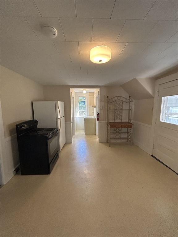 97 Ash Street Gardner, MA 01440 - Photo 3 of 14