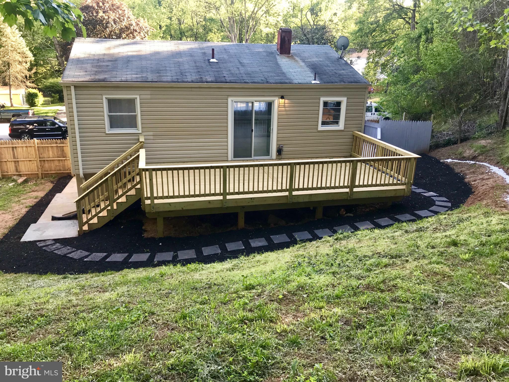 3918 Findley Road Woodbridge, VA 22193 - Photo 21 of 25 Gallery Image 21