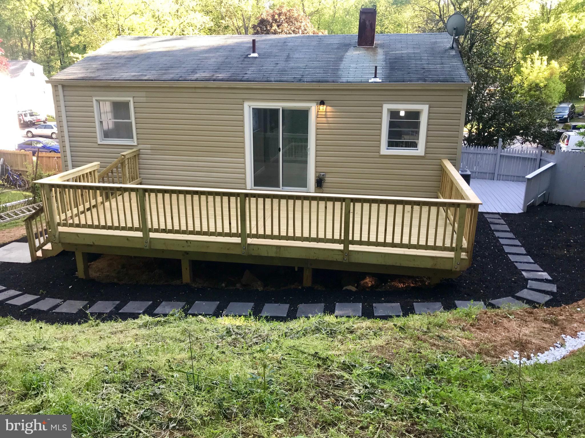 3918 Findley Road Woodbridge, VA 22193 - Photo 22 of 25 Gallery Image 22