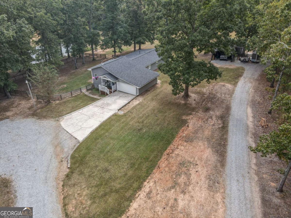 2086 Bethlehem Church Road Grantville, GA 30220 - Photo 4 of 46