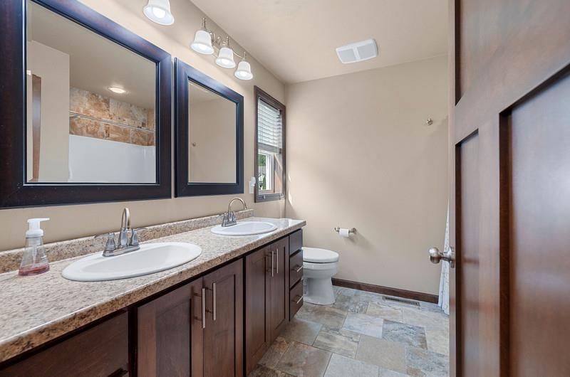 N9046 Spring Valley Road Menasha, WI 54952 - Photo 21 of 33 Gallery Image 21
