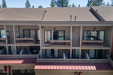 $569,000 | 2000 North Village Drive, Unit 318, Truckee, CA 96161