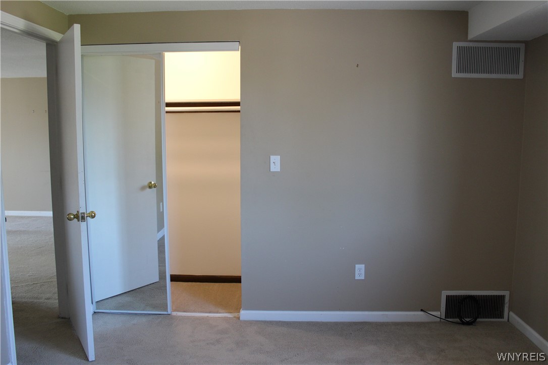 3948 Ridge Lea Road, Unit D Amherst, NY 14228 - Photo 18 of 24