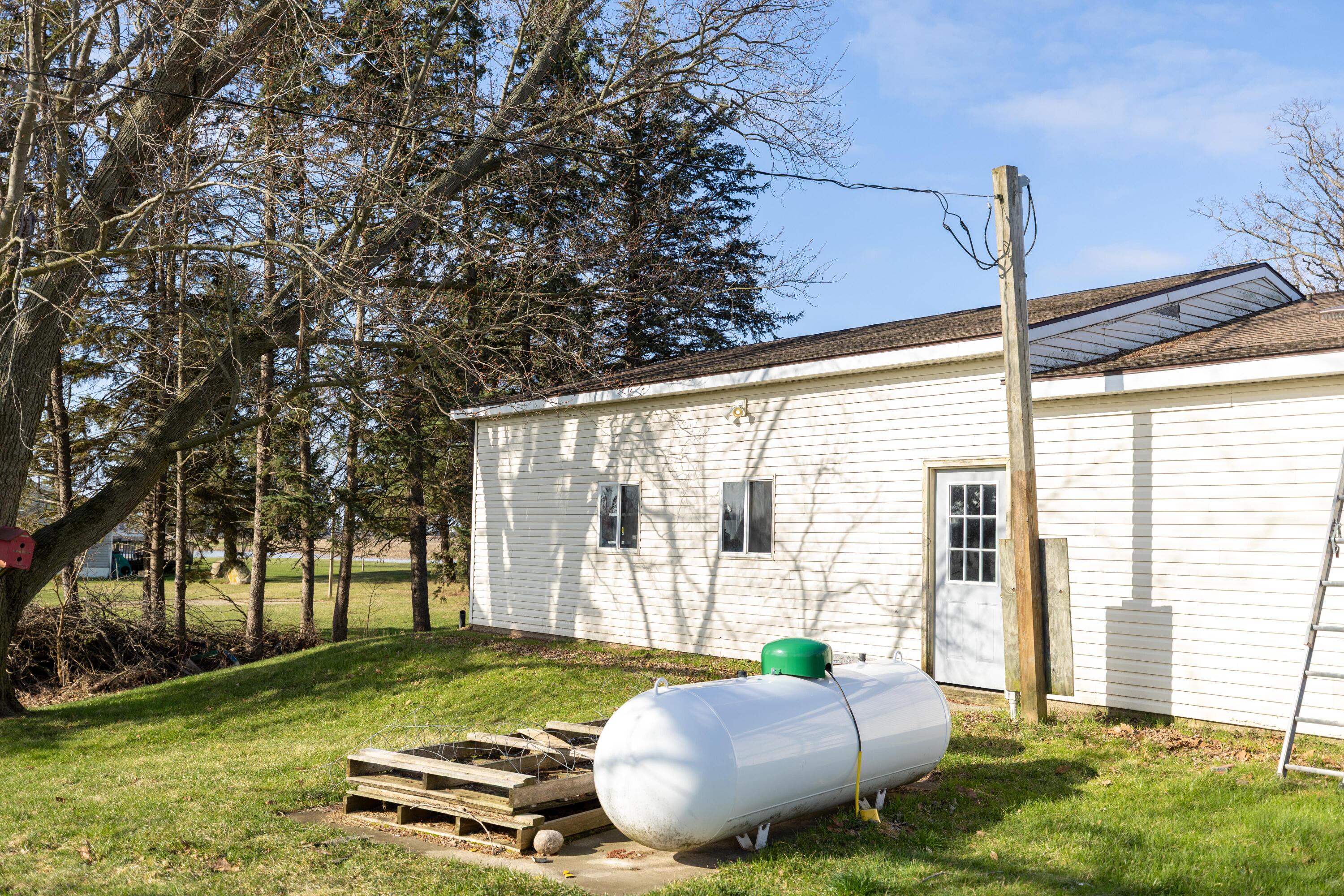 2822 Olmstead Road Muir, MI 48860 - Photo 10 of 43 2822 Olmstead Rd-42