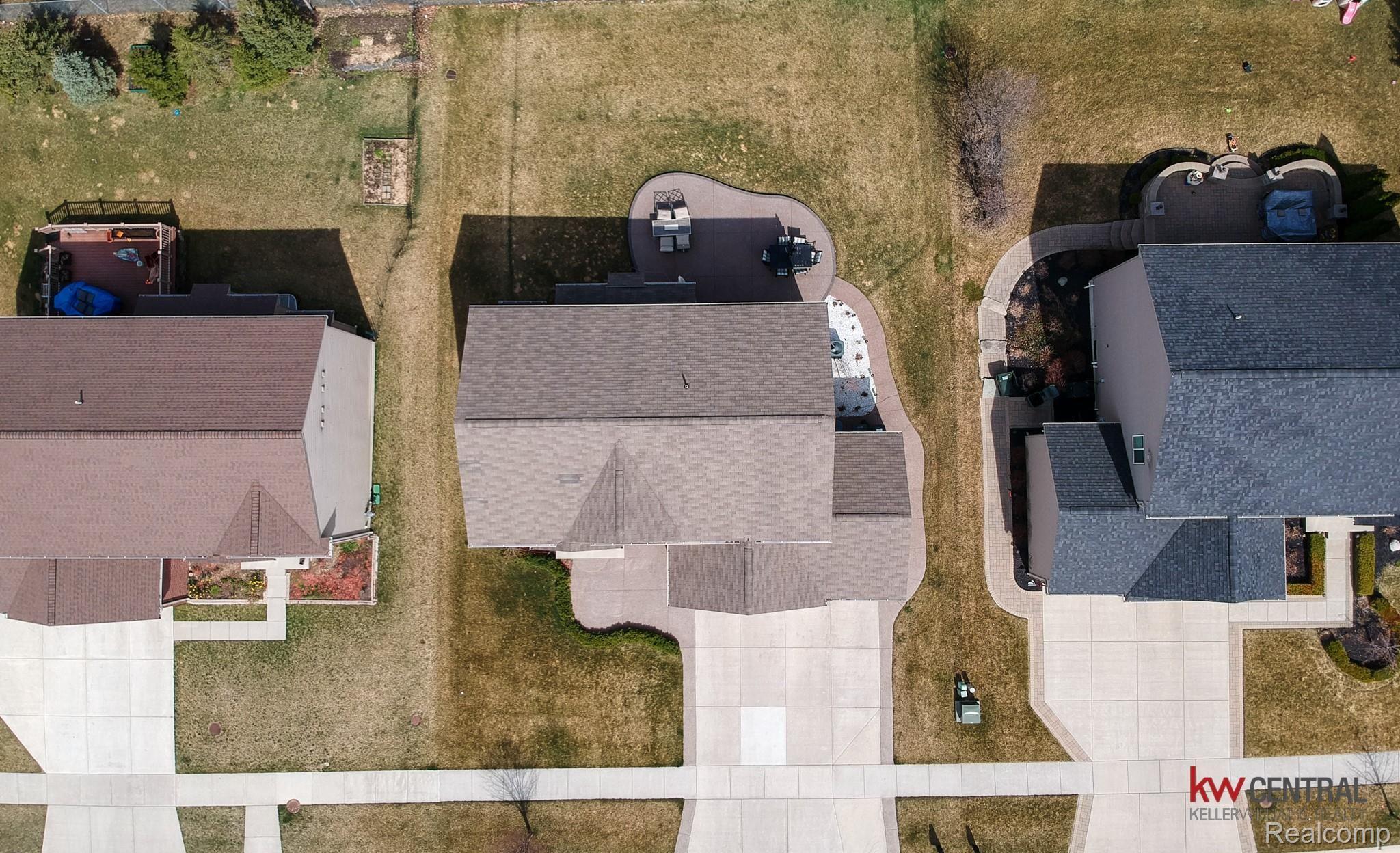 1590 Newstead Lane Rochester, MI 48309 - Photo 40 of 40 Overhead 2.jpg