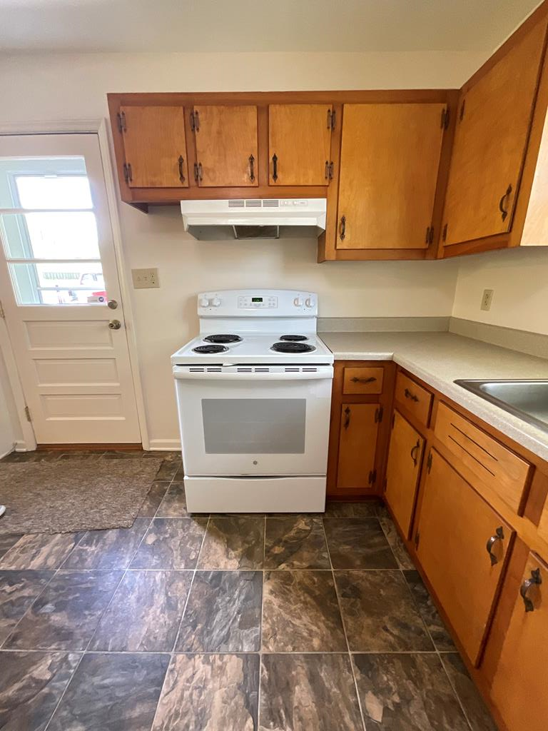 347 Stonewall Road Fancy Gap, VA 24328 - Photo 9 of 49 Gallery Image 9