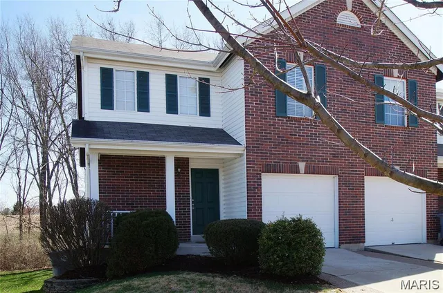 $1,950 | 619 Timber Creek Trail, O'Fallon, MO 63368