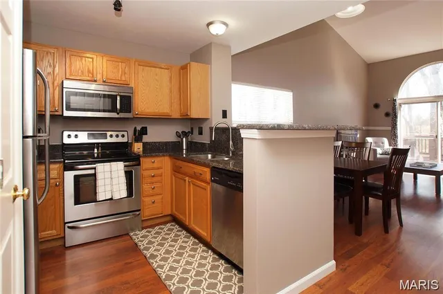 $1,950 | 619 Timber Creek Trail, O'Fallon, MO 63368