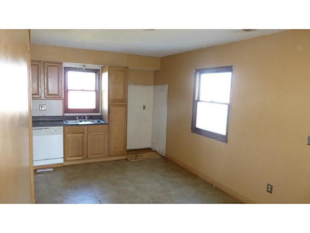 119 Dover Road London, OH 43140 - Photo 3 of 10 Gallery Image 3