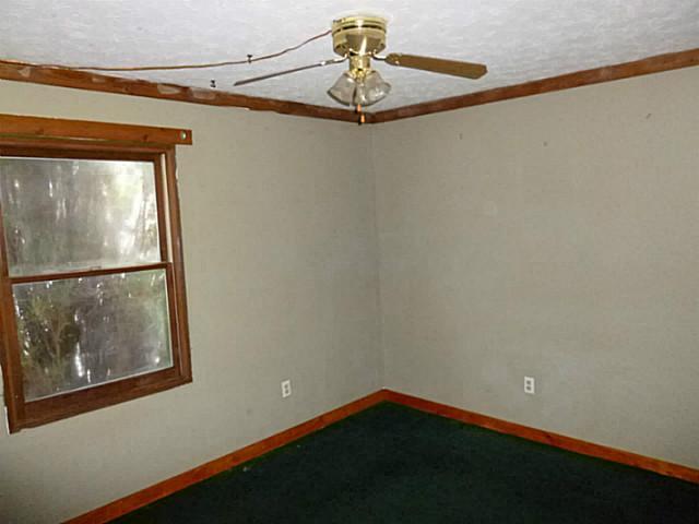 119 Dover Road London, OH 43140 - Photo 4 of 10 Gallery Image 4