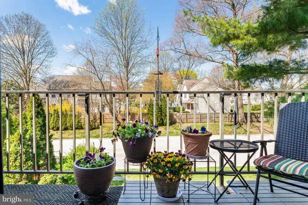 $198,000 | 740 Putnam Boulevard, Unit 21B, Wallingford, PA 19086