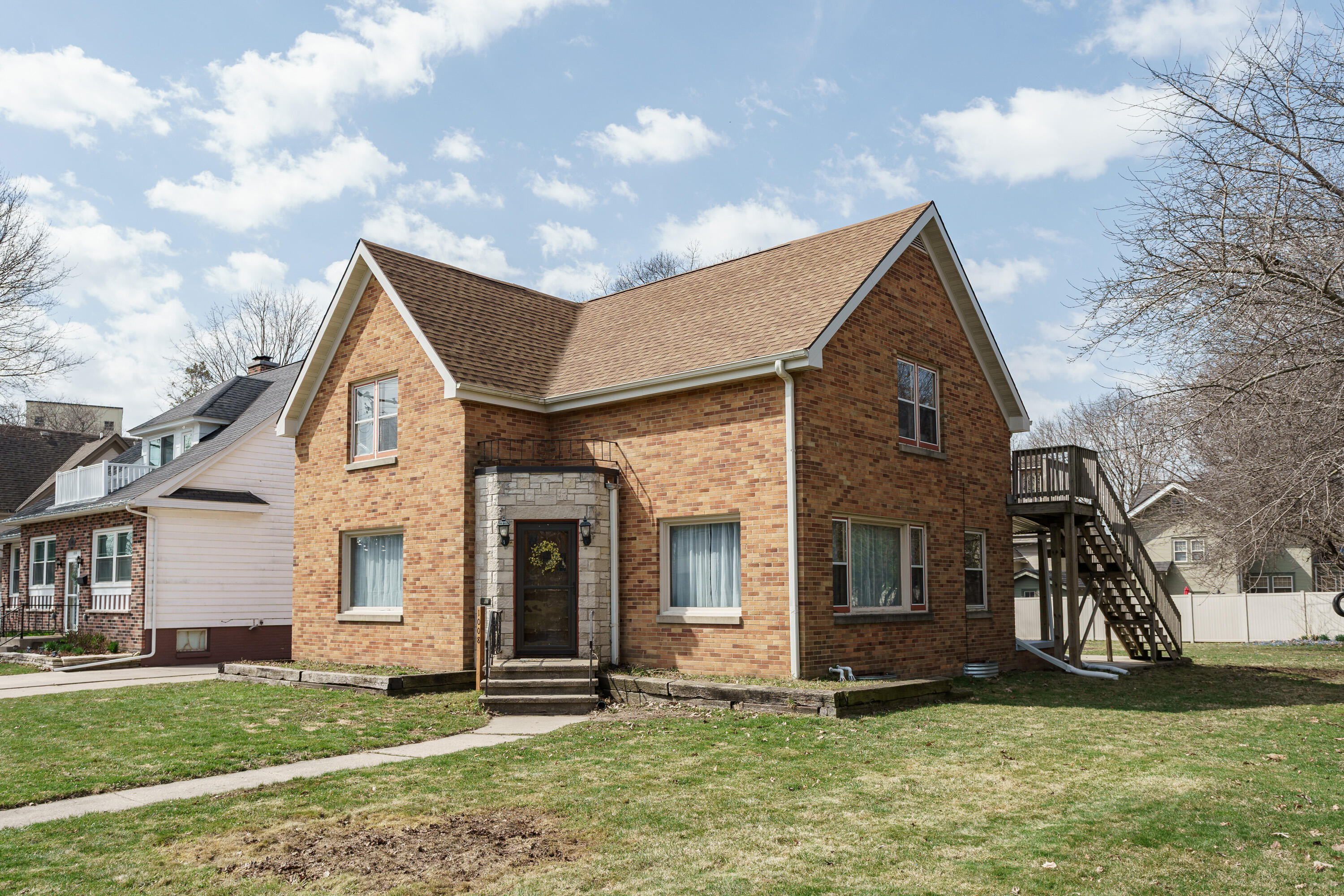 1008 South 9th Street Watertown, WI 53094 - Photo 1 of 1 1008 S 9th St