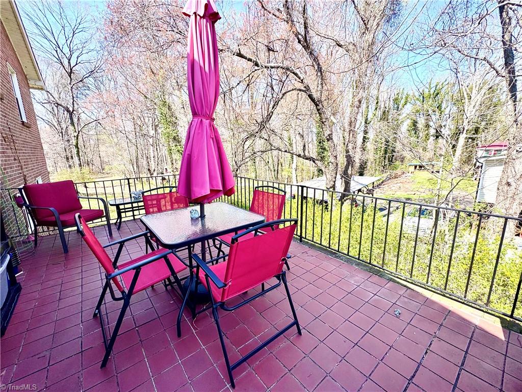 160 Motor Road Winston-Salem, NC 27105 - Photo 8 of 29