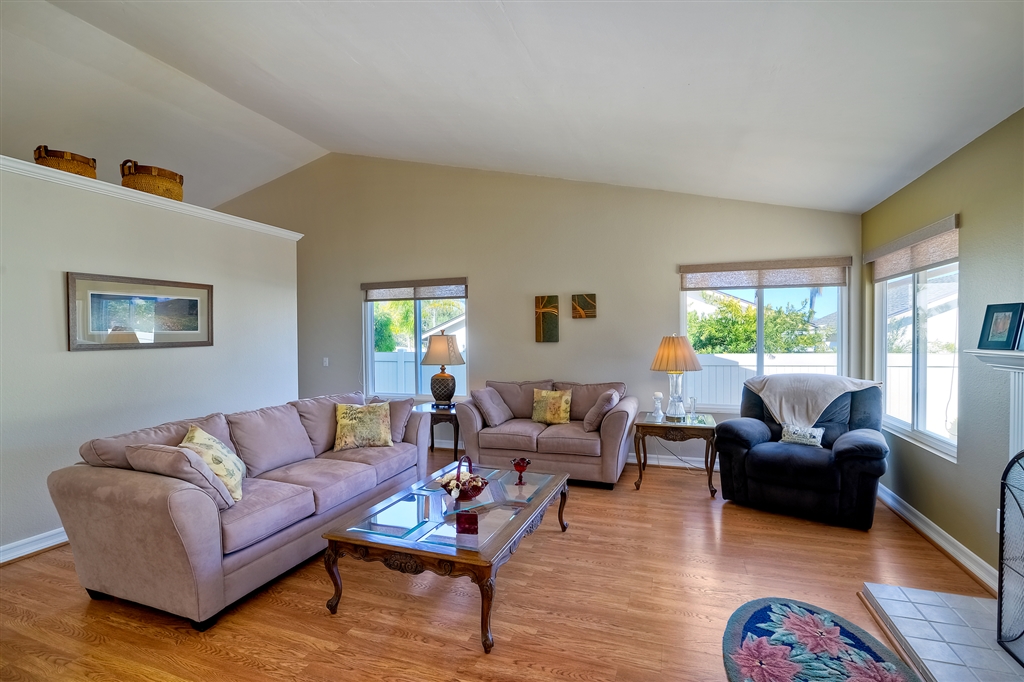 17176 Matinal Road San Diego, CA 92127 - Photo 2 of 25 Gallery Image 2