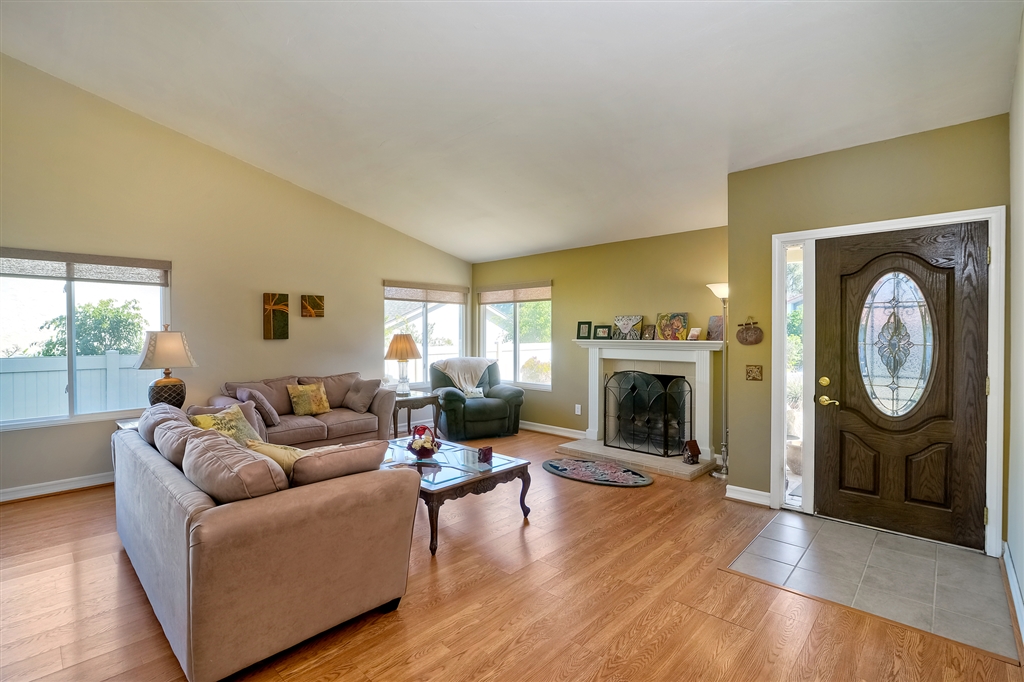 17176 Matinal Road San Diego, CA 92127 - Photo 3 of 25 Gallery Image 3