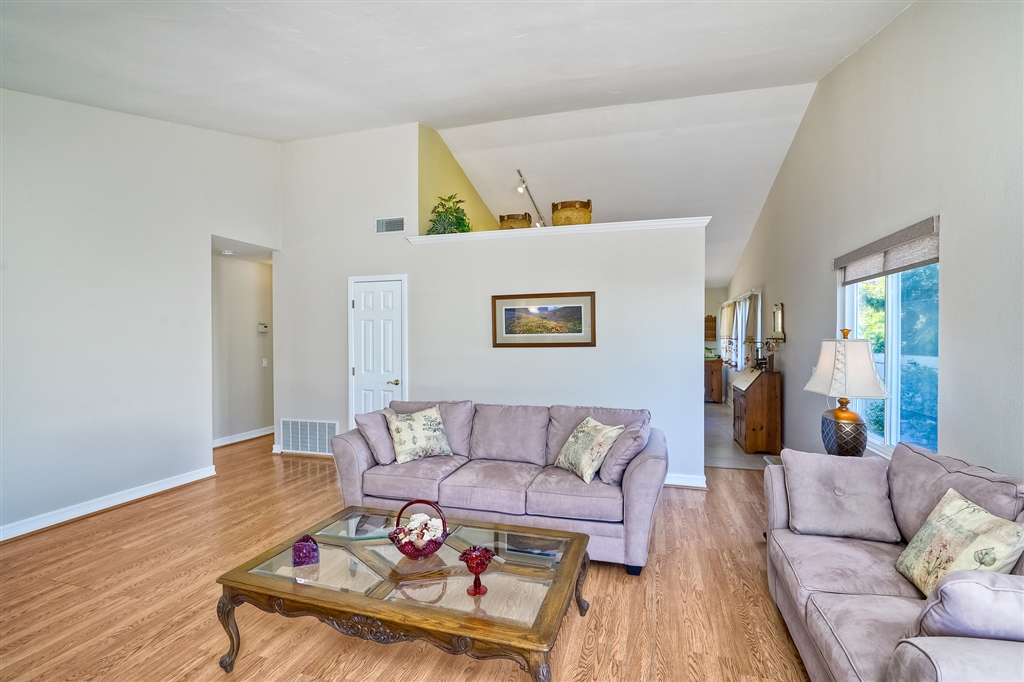 17176 Matinal Road San Diego, CA 92127 - Photo 6 of 25 Gallery Image 6