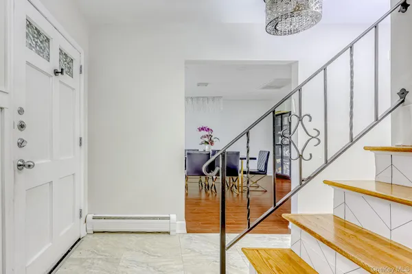 $799,000 | 1 Cottage Lane, Suffern, NY 10901