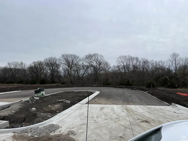 $65,000 | B1-l16 Rockers, Baldwin City, KS 66006