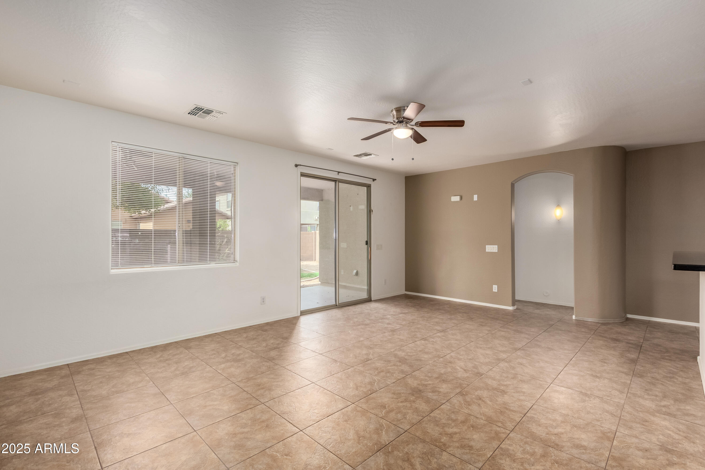8848 West Cordes Road Tolleson, AZ 85353 - Photo 7 of 32 11