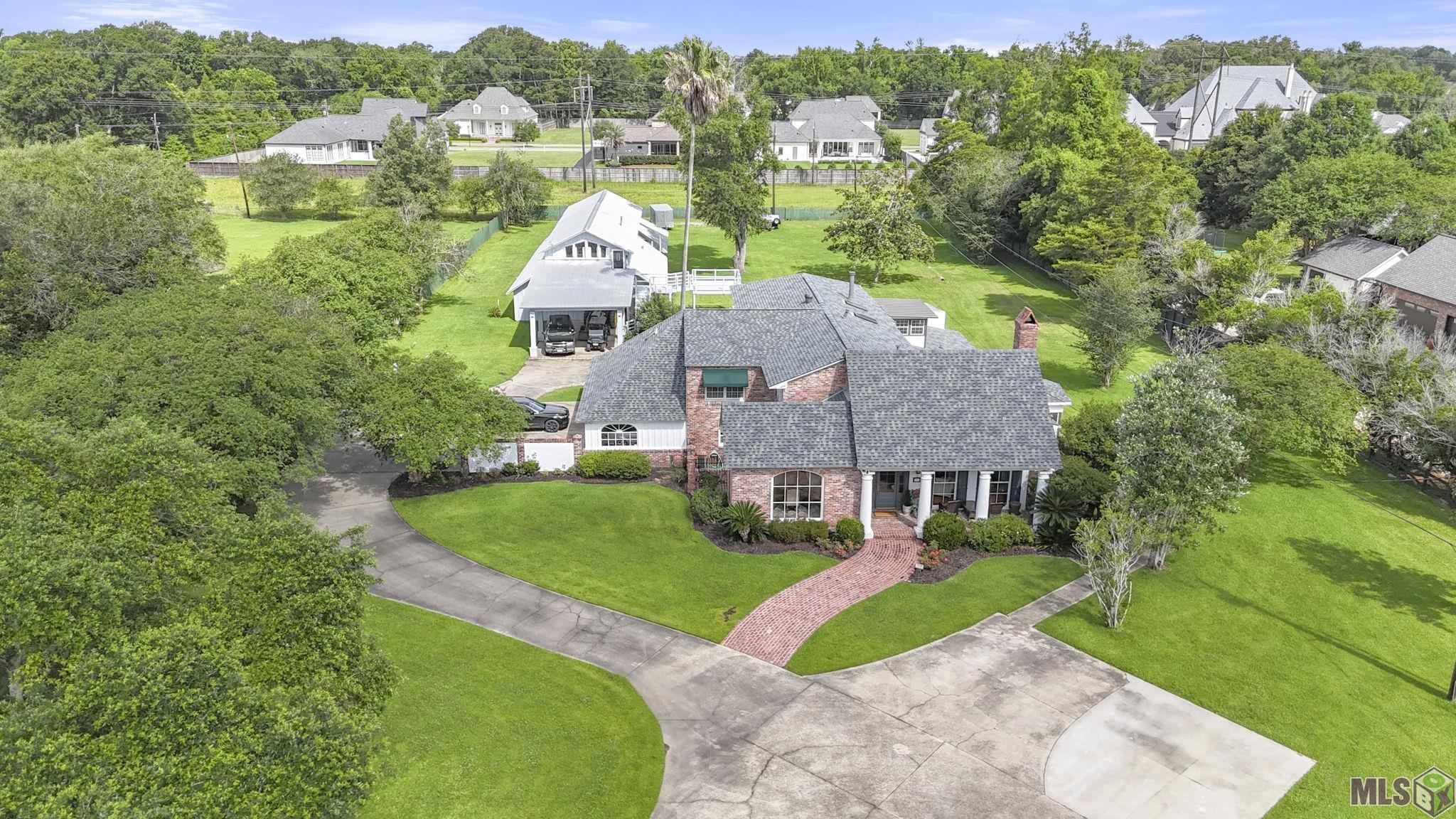 332-336 Fulwar Skipwith Road Baton Rouge, LA 70810 - Photo 1 of 33