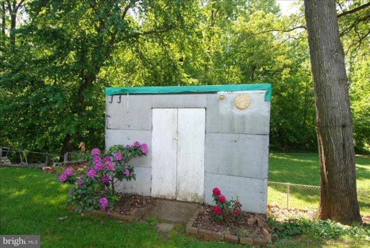 904 Snure Road Silver Spring, MD 20901 - Photo 14 of 19 Shed