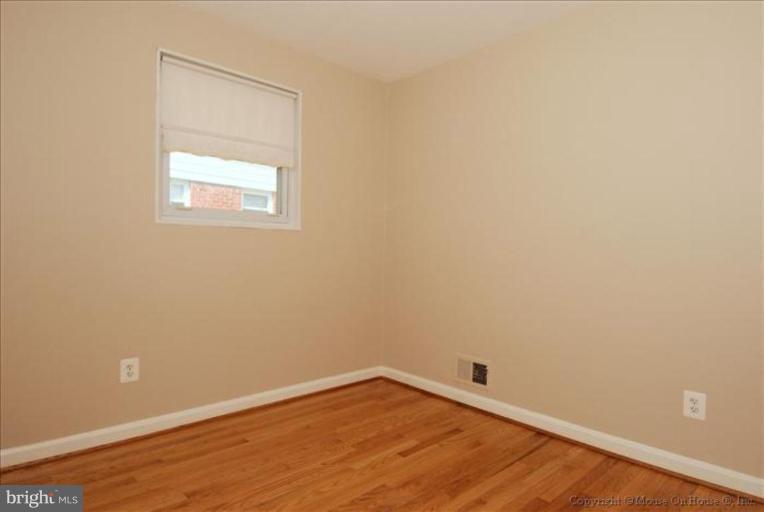 904 Snure Road Silver Spring, MD 20901 - Photo 9 of 19 Bedroom #2