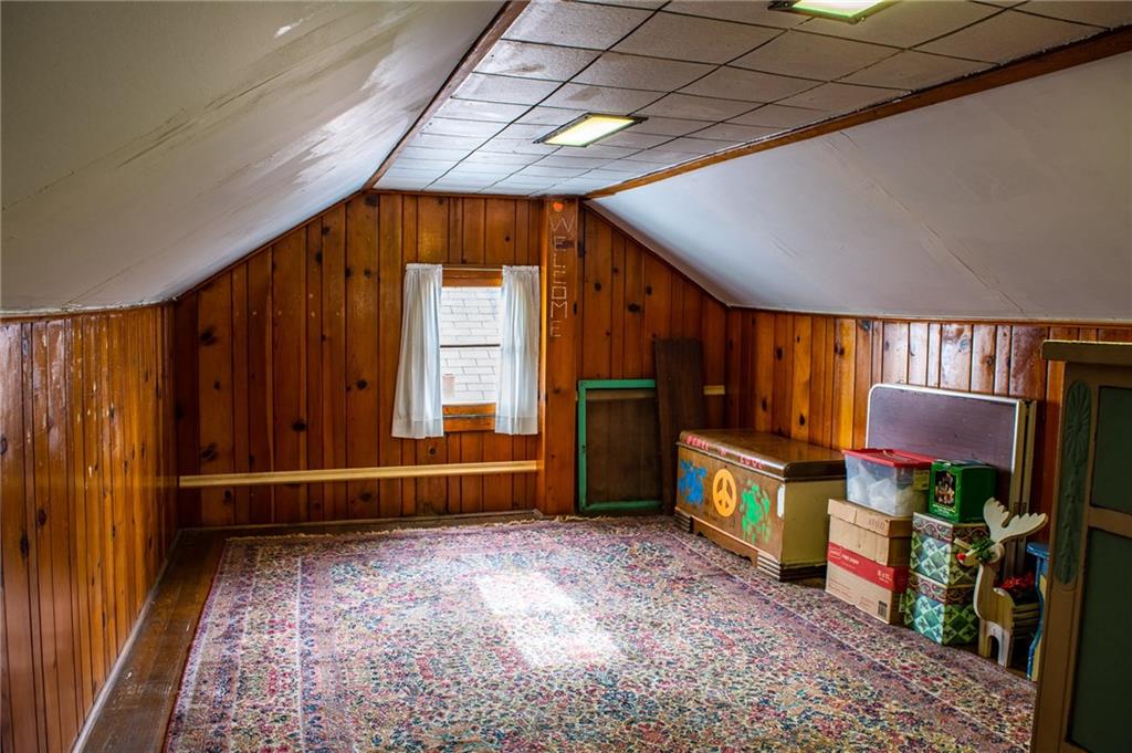 950 Stanford Road Pittsburgh, PA 15212 - Photo 22 of 25 Bedroom on 3rd floor