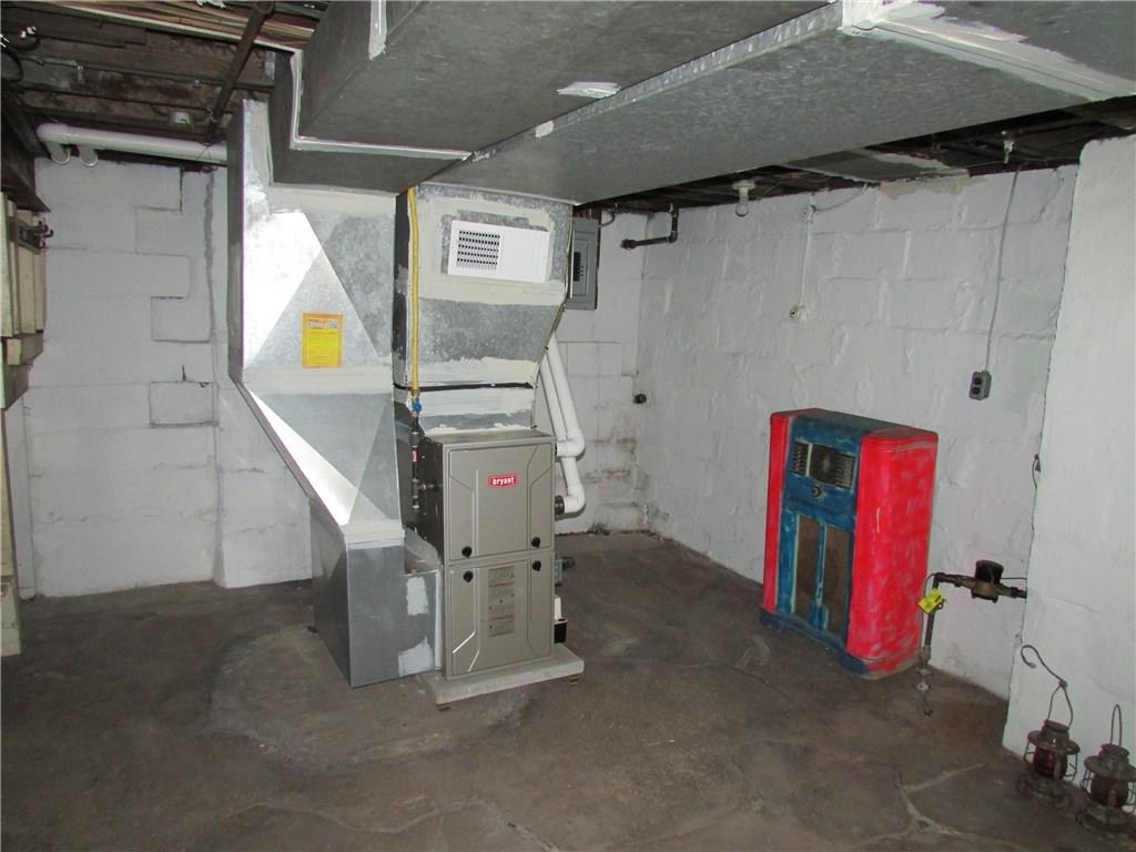 950 Stanford Road Pittsburgh, PA 15212 - Photo 24 of 25 Newer high efficiency gas furnace