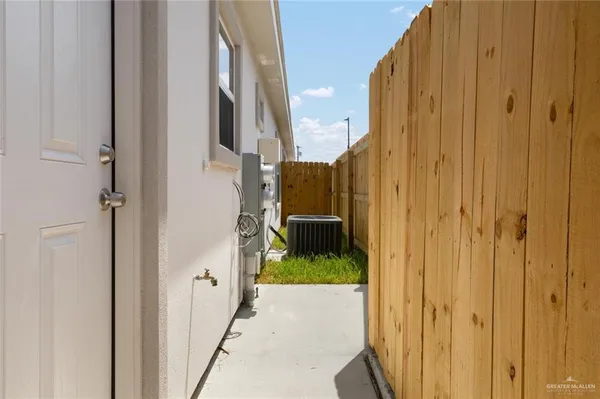 $1,200 | 740 North Alamo Road, Unit 1, Alamo, TX 78516