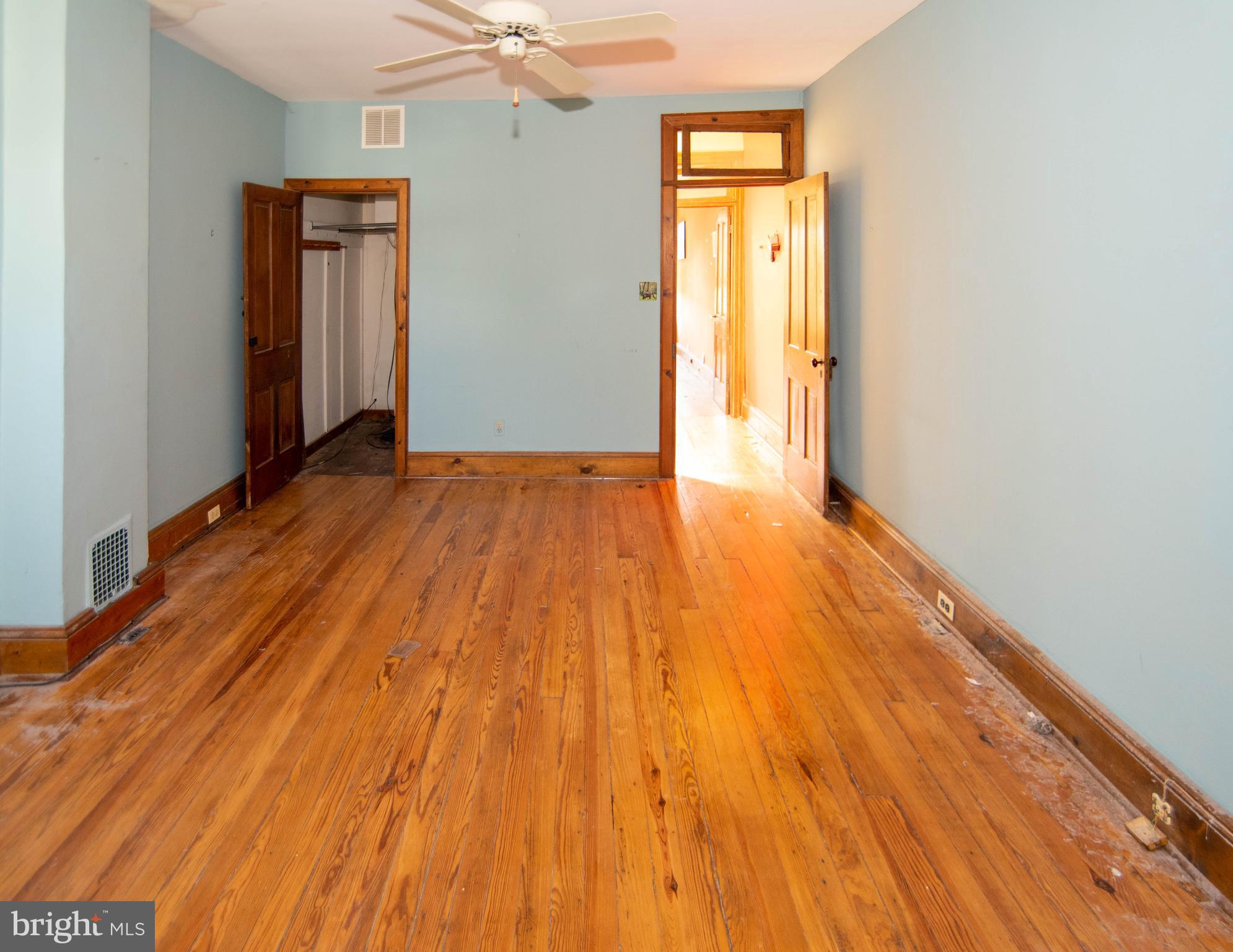 1015 Riverside Avenue Baltimore, MD 21230 - Photo 19 of 32 Upper Floor Bed Room # 2