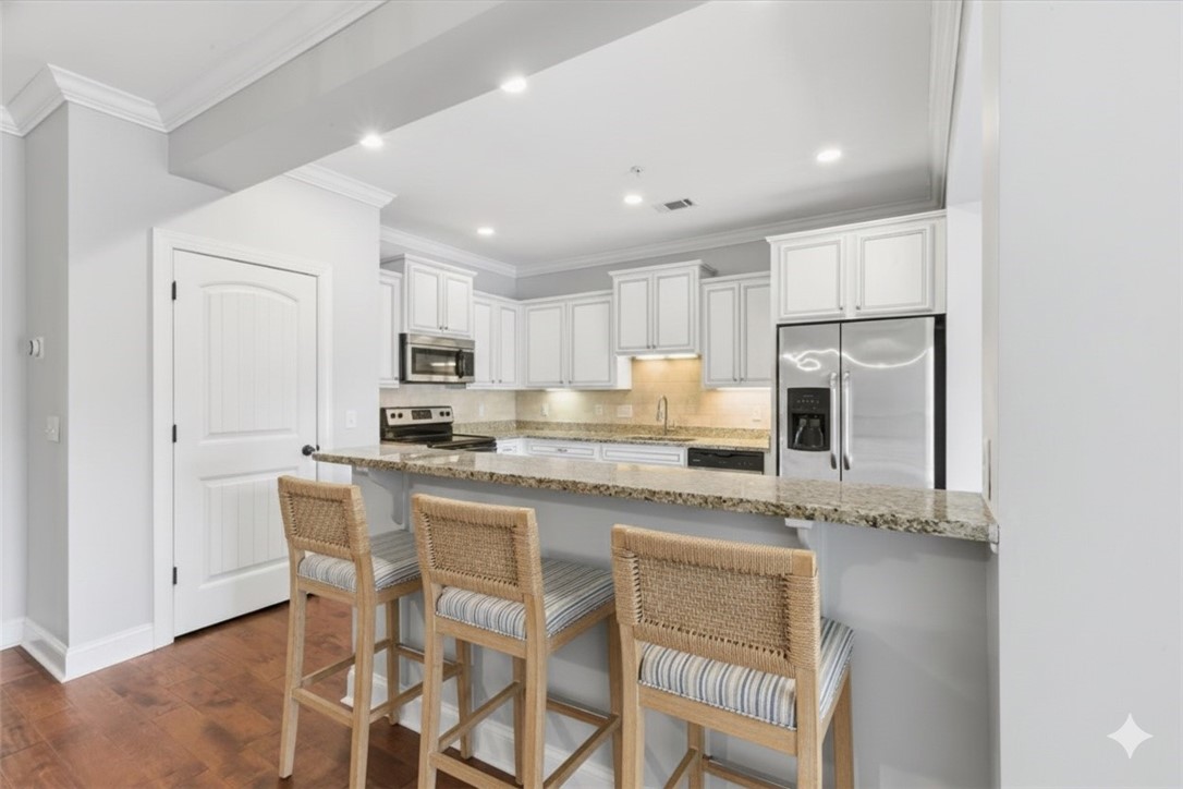 205 Reserve Lane St. Simons Island, GA 31522 - Photo 10 of 37