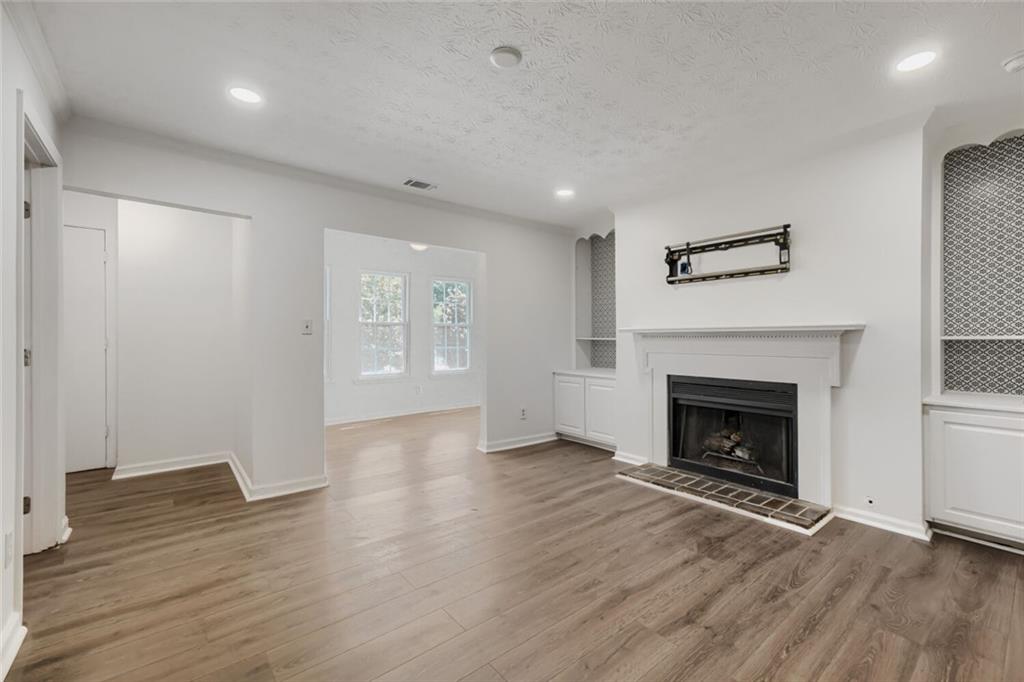1967 Brian Way Decatur, GA 30033 - Photo 5 of 29