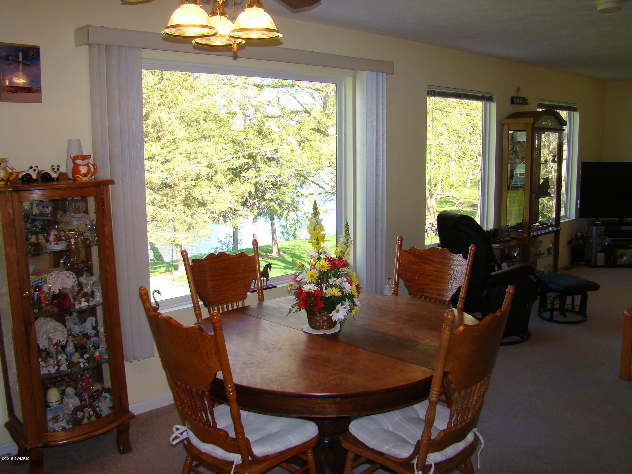 3086 River Road Benton Harbor, MI 49022 - Photo 4 of 41 6