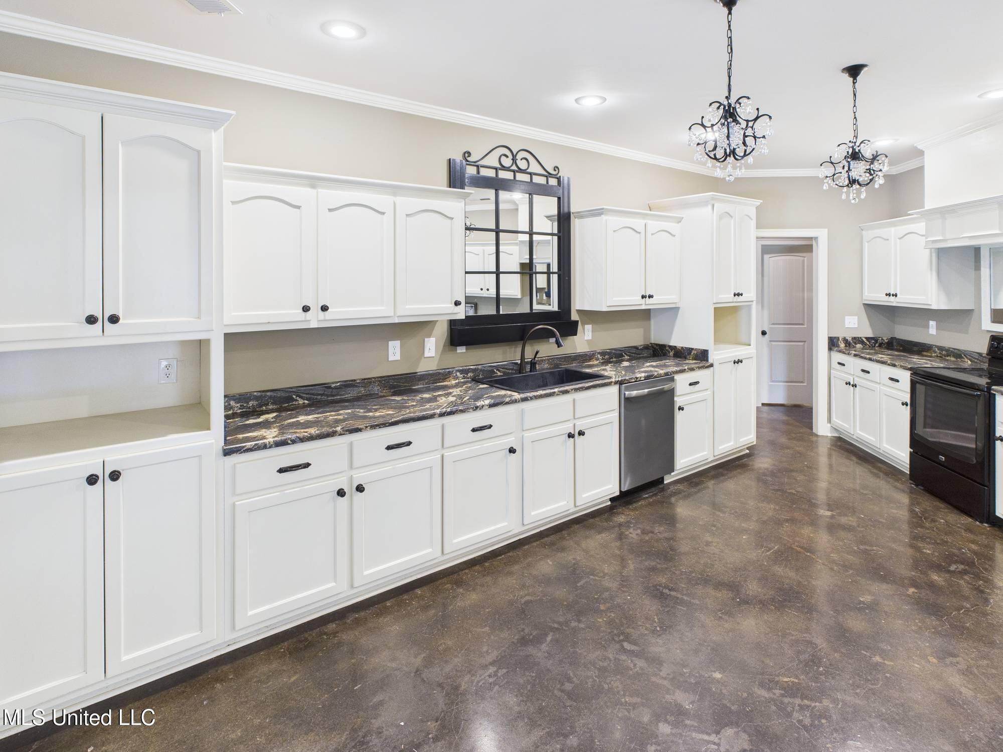 5641 Rock Creek Coldwater, MS 38618 - Photo 7 of 24 715CC566-39B9-4452-897C-E29F7B386A1F