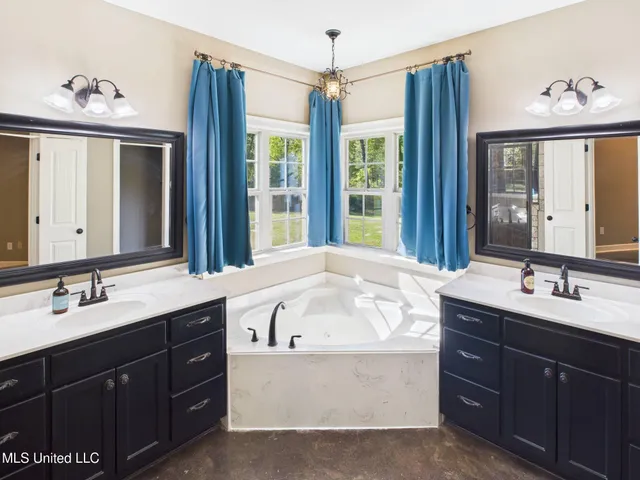 $474,900 | 5641 Rock Creek, Coldwater, MS 38618