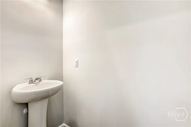 $2,350 | 3 Scout Court, Savannah, GA 31407