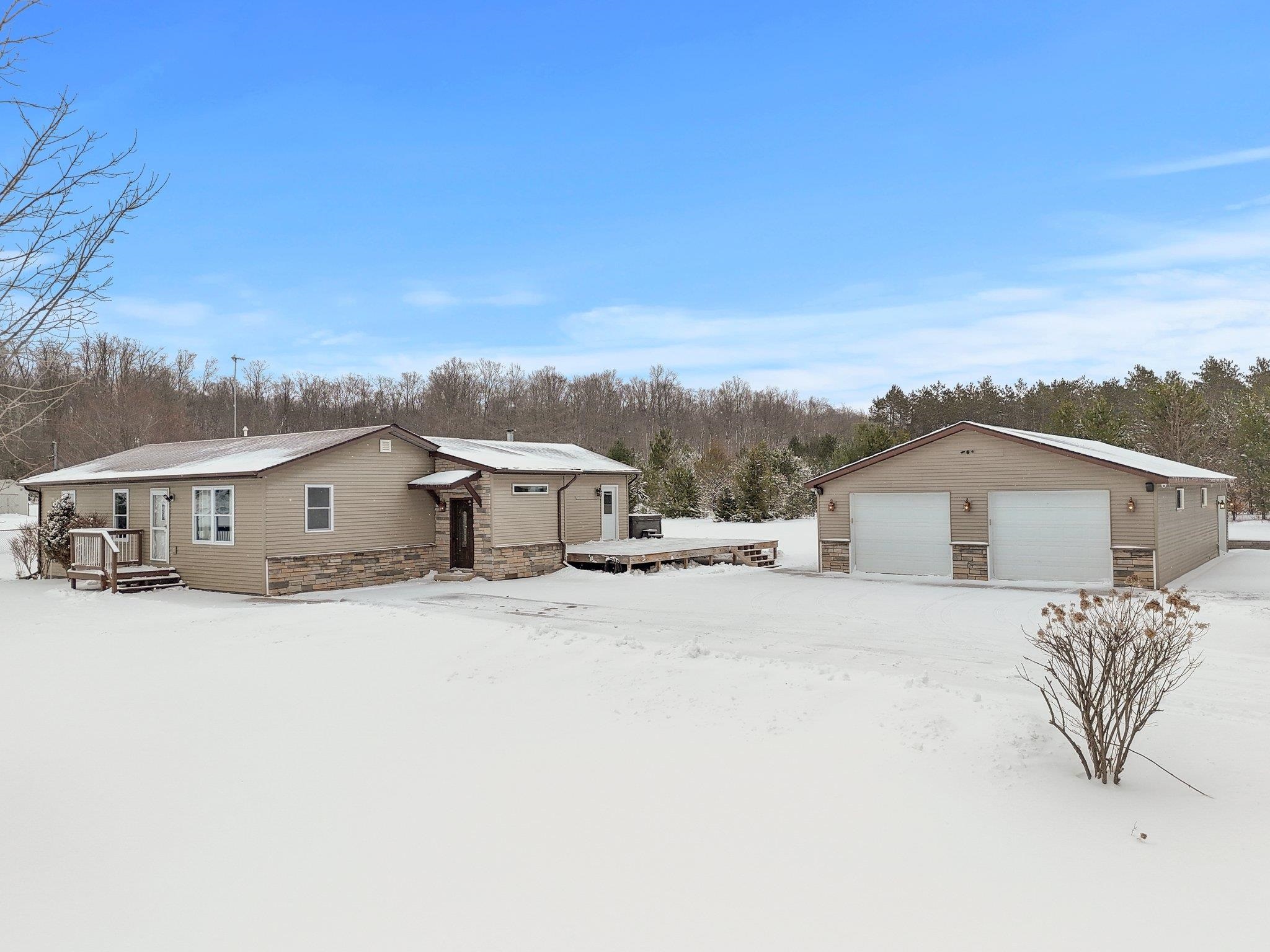 879 South 35 Road Cadillac, MI 49601 - Photo 6 of 53