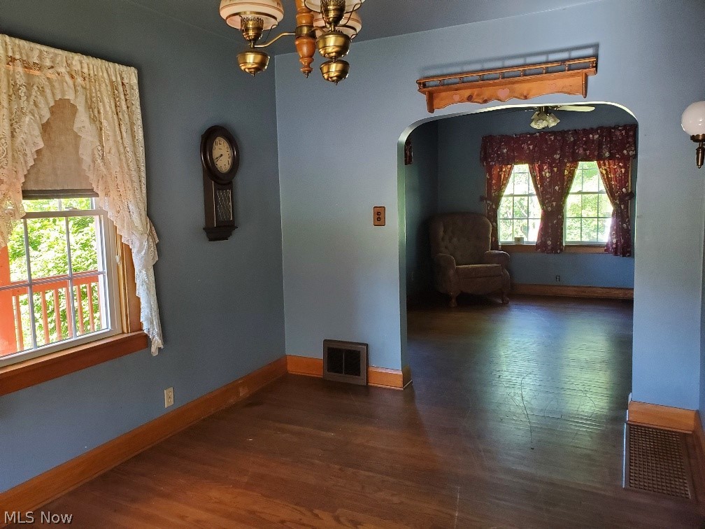 4543 Center Road Brunswick, OH 44212 - Photo 10 of 19 Gallery Image 10