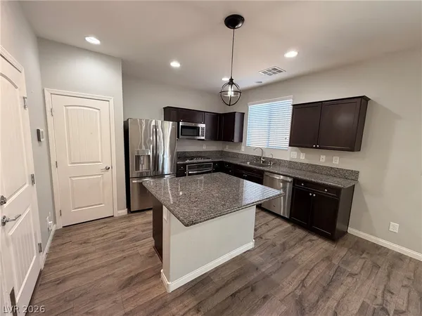 $2,300 | 7852 Pyramid Peak Street, Las Vegas, NV 89166