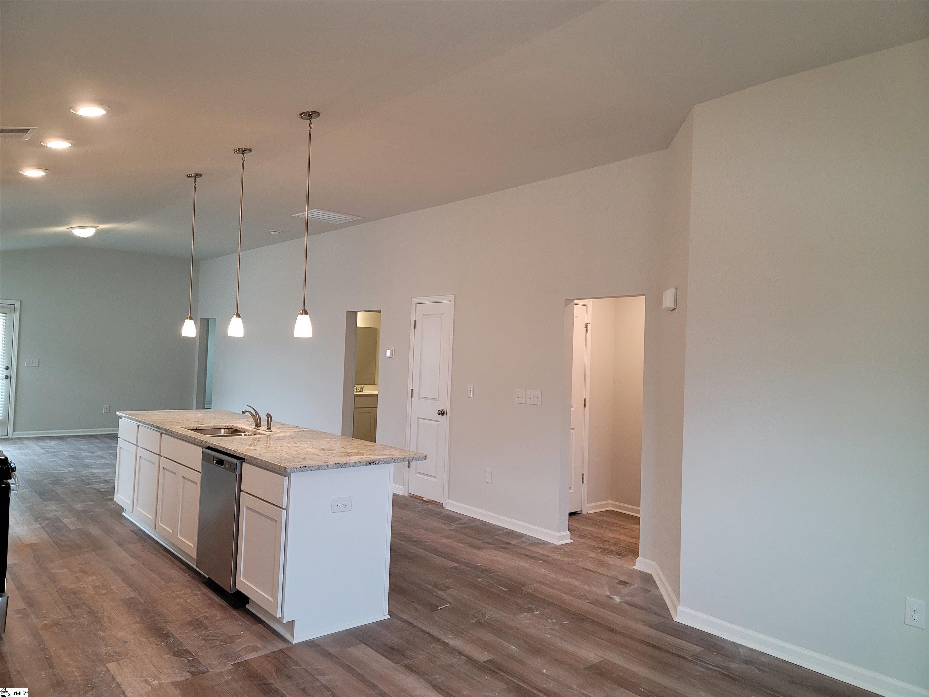 7026 Wingate Drive Inman, SC 29349 - Photo 3 of 23