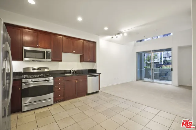 $810,000 | 629 Traction Avenue, Unit 225, Los Angeles, CA 90013