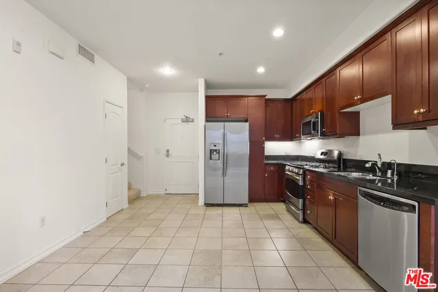$810,000 | 629 Traction Avenue, Unit 225, Los Angeles, CA 90013