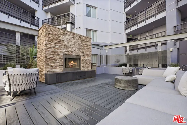 $810,000 | 629 Traction Avenue, Unit 225, Los Angeles, CA 90013