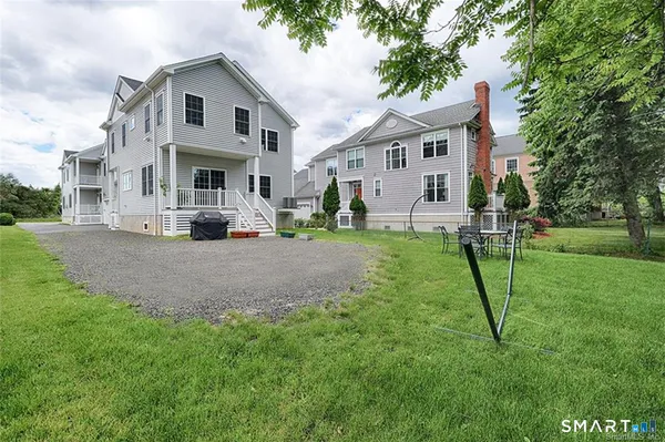 $6,000 | 860 Oldfield Road, Fairfield, CT 06824