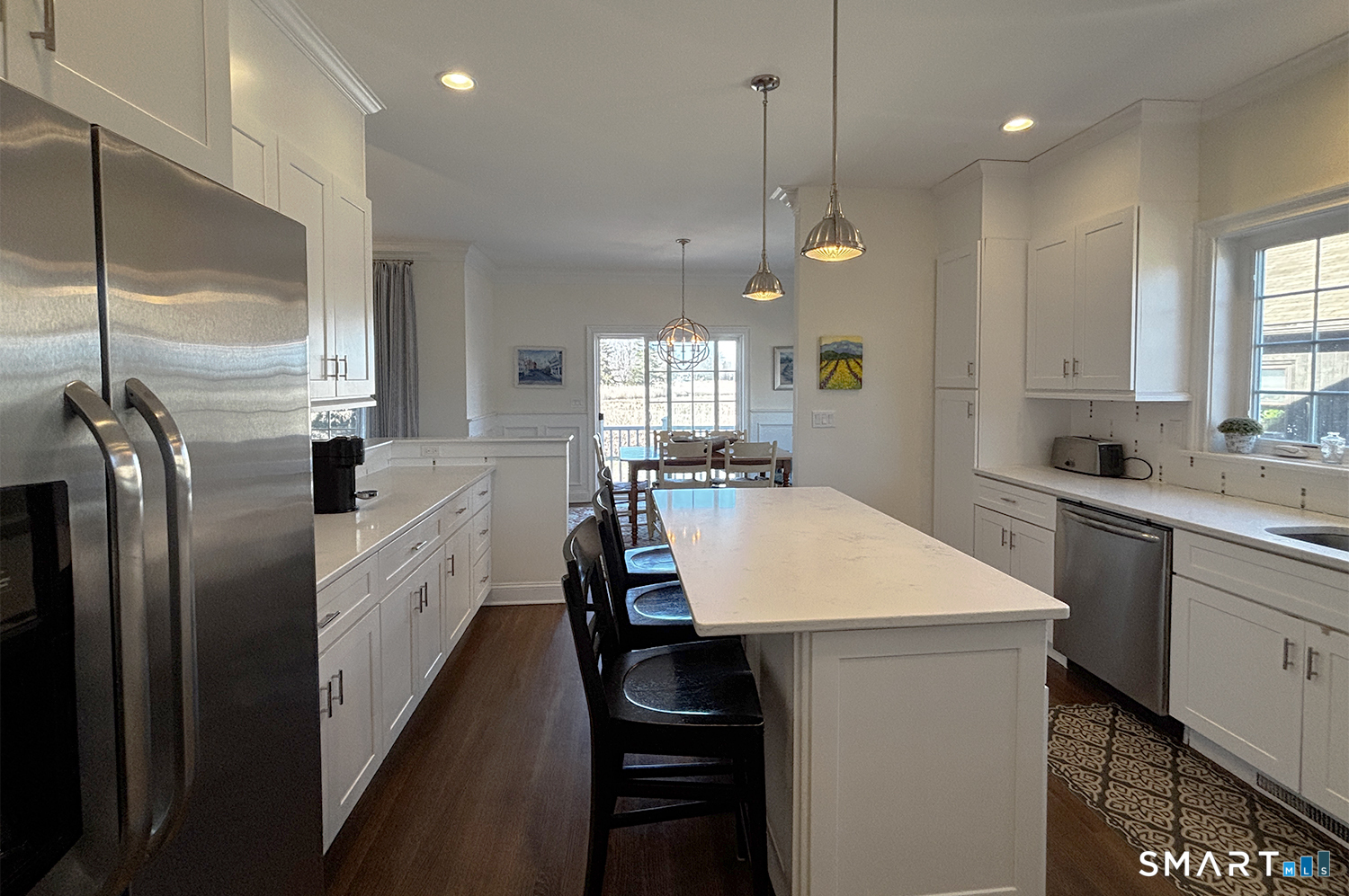 860 Oldfield Road Fairfield, CT 06824 - Photo 3 of 16